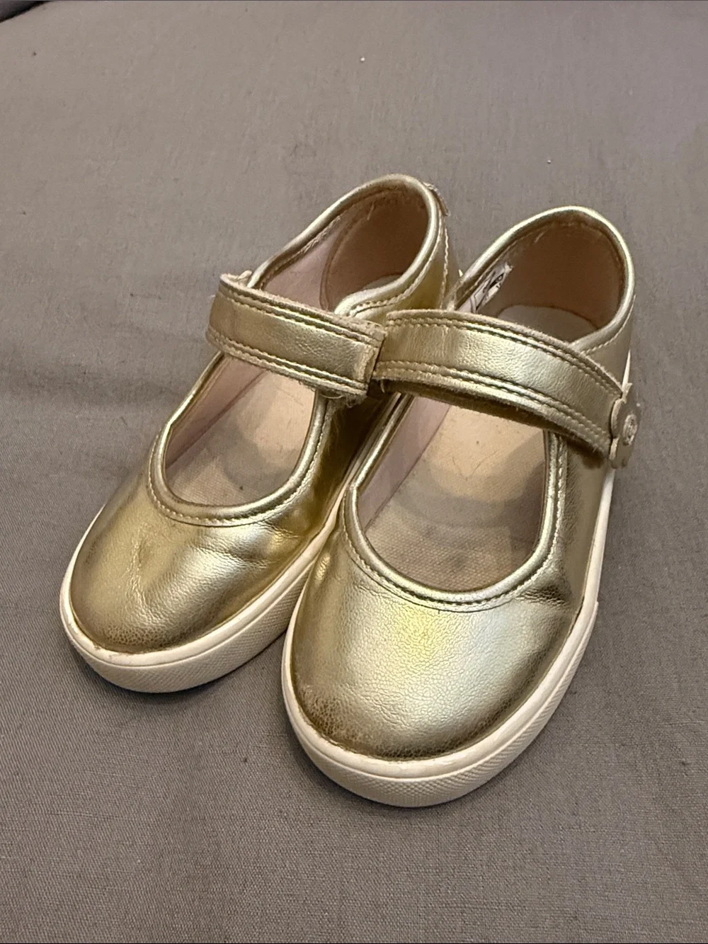 OshKosh B'gosh Metallic Gold Mary Jane Sneakers